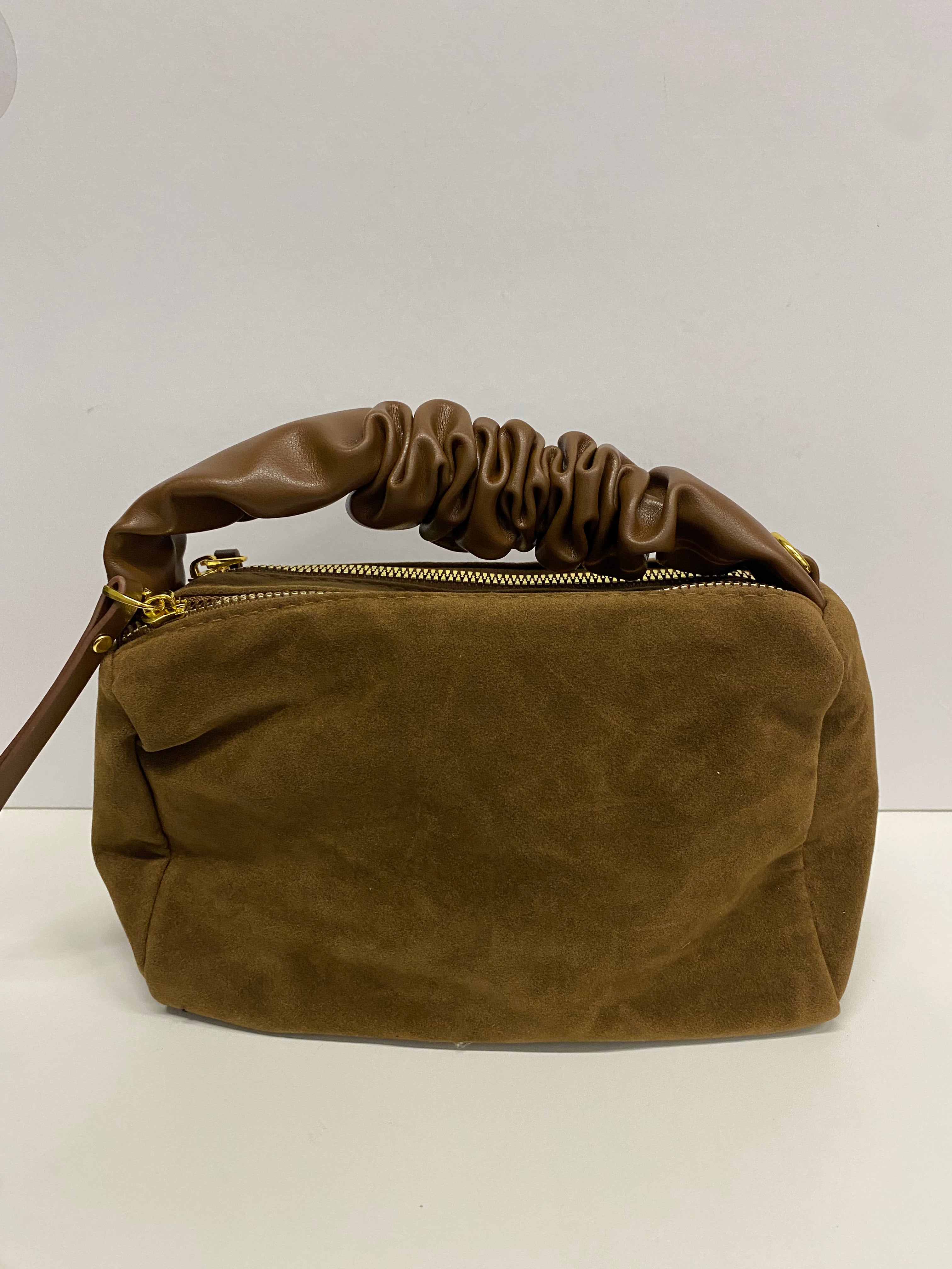 BORSA CON MANICO ARRICCIATO VELLUTO MARRONE