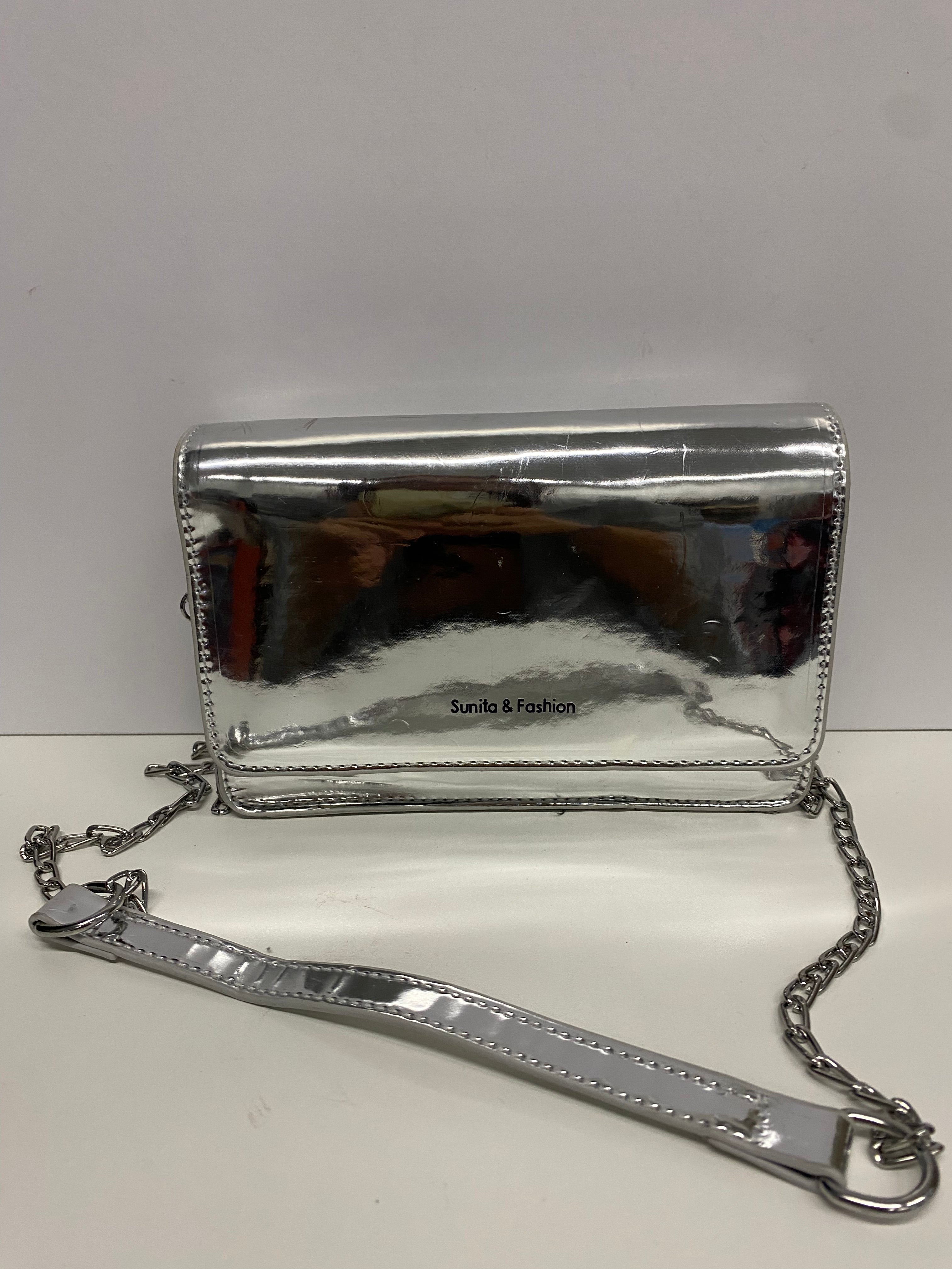 POCHETTE ELEGANTE  COL ARGENTO LUCIDO  E TRACOLLA
