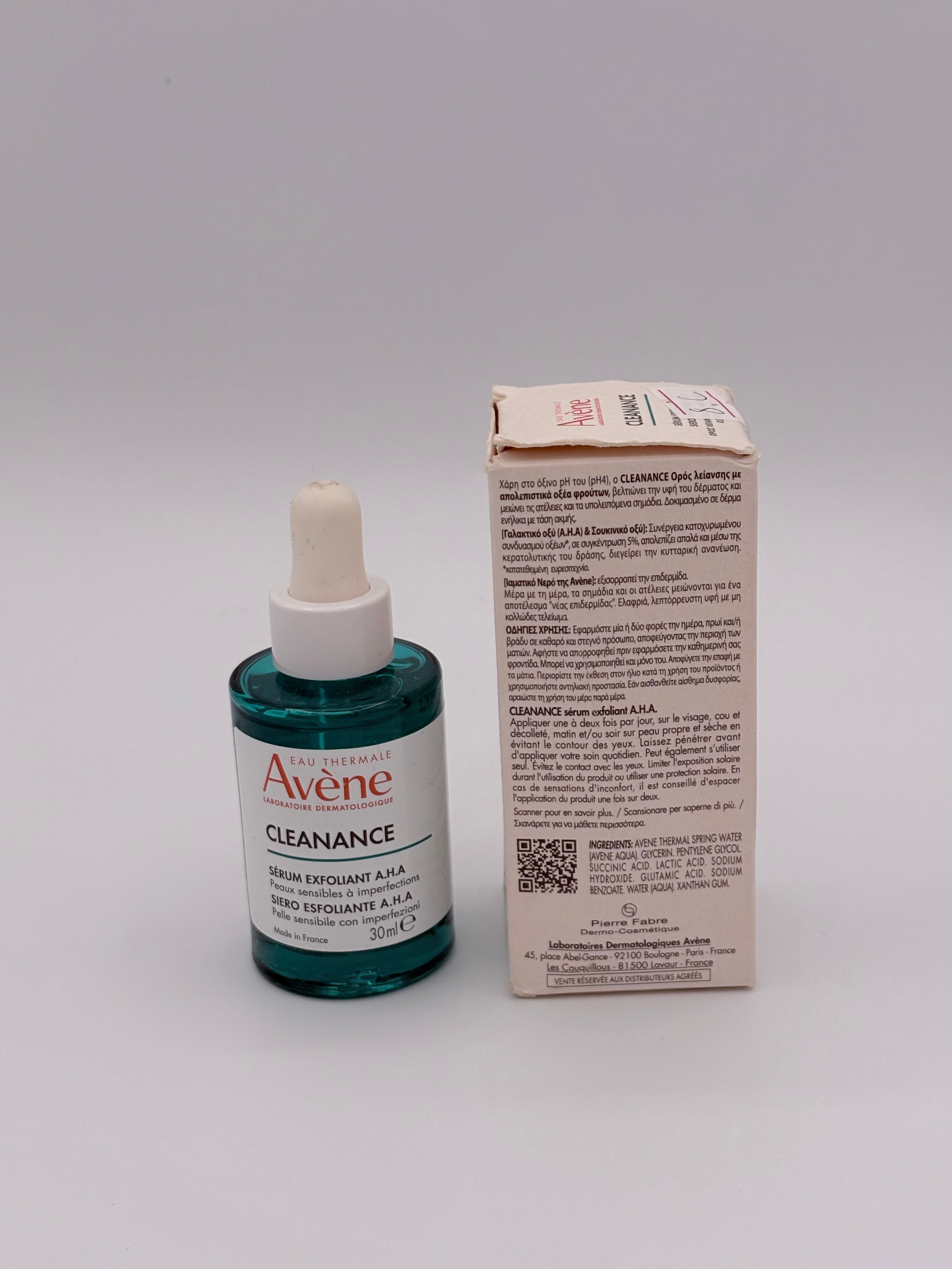 AVENE  CLEANANCE SIERO ESFOLIANTE A.H.A. RIDUCE IMPERFEZIONI E SEGNI