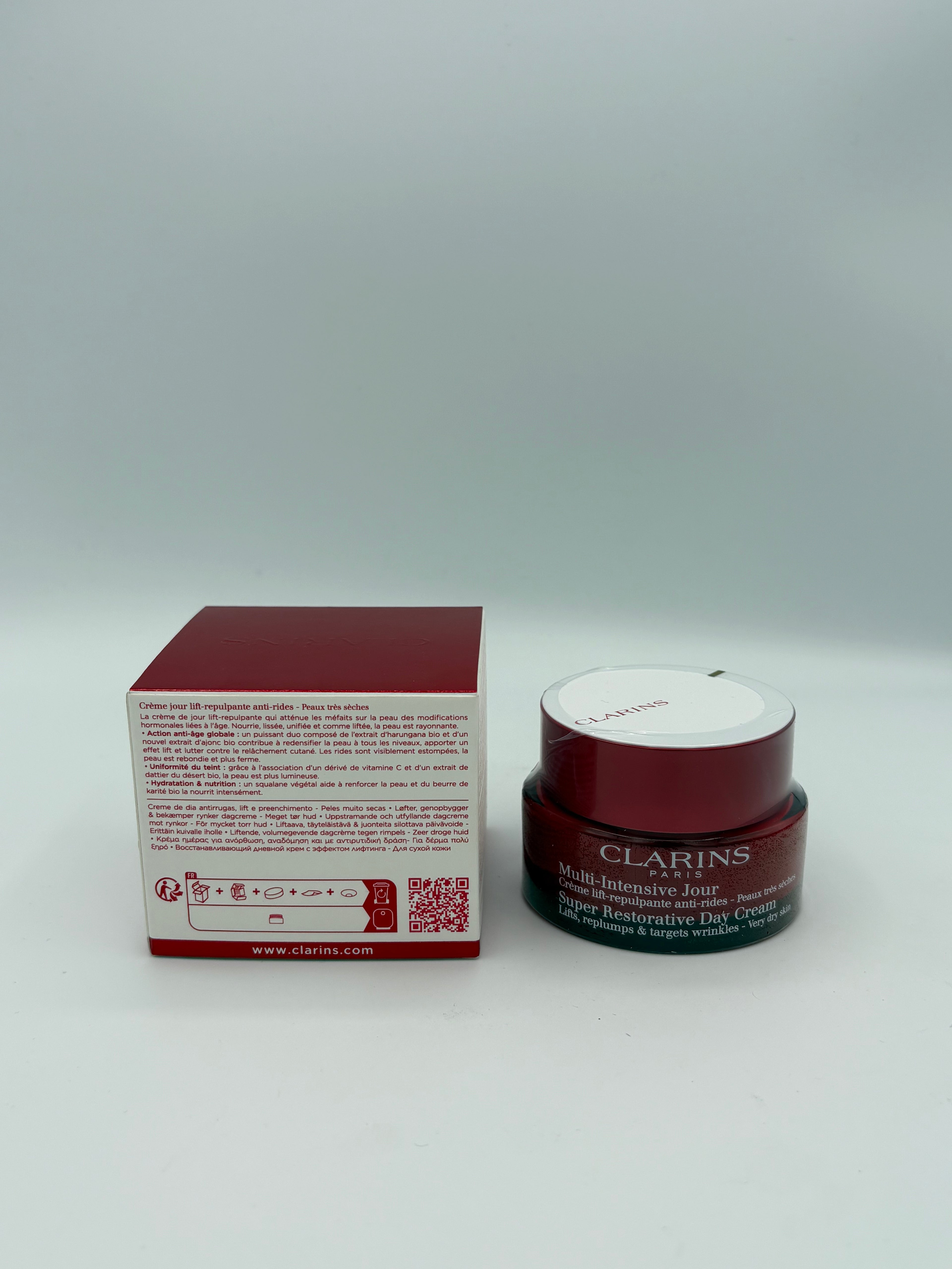 BLOCK36: CREMA	CLARINS	SUPER RESTORATIVE DAY CREAM SEHR TROCKENE HAUT 50ml