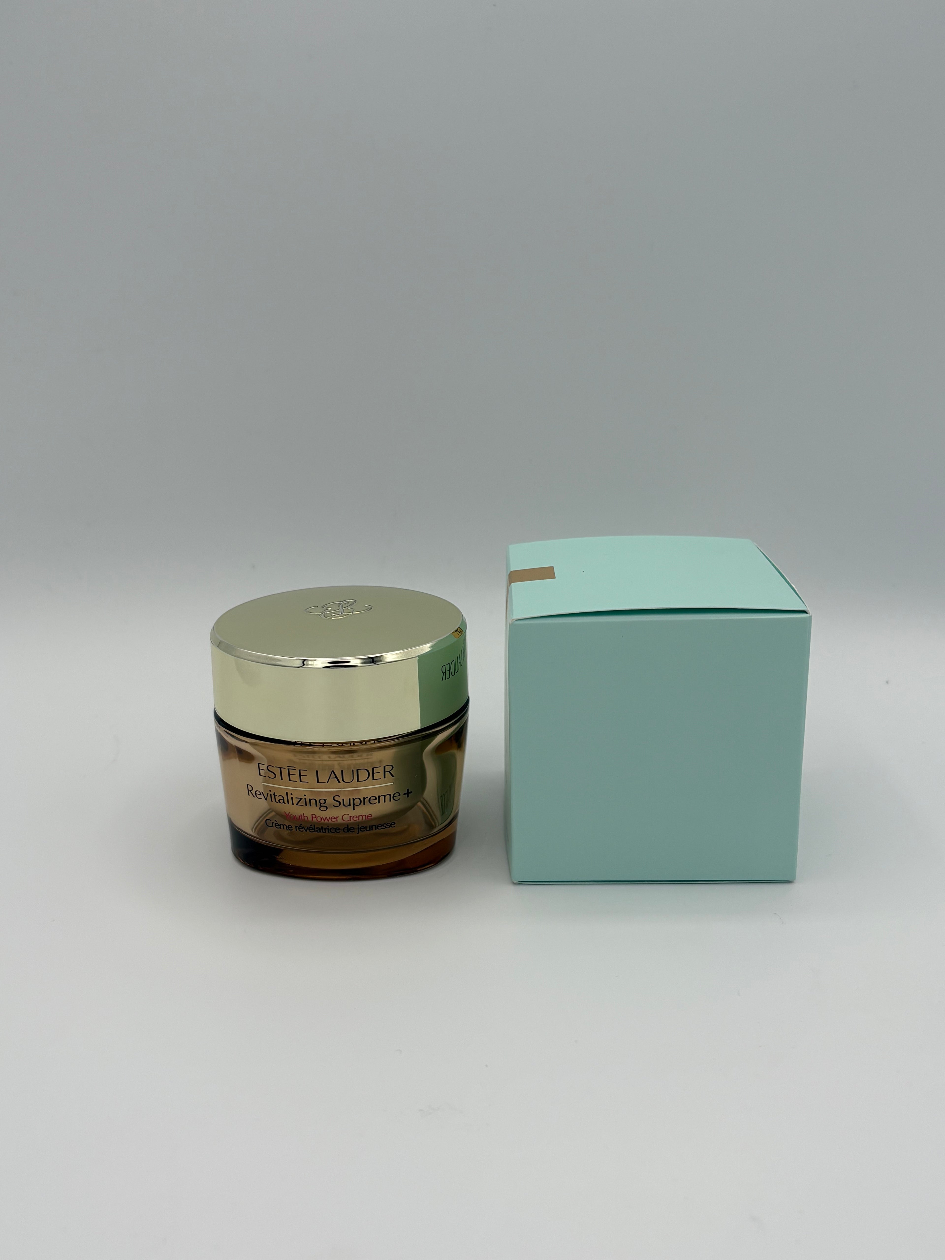 CREMA RIVITALIZZANTE CON EFFETTO ANTI AGE