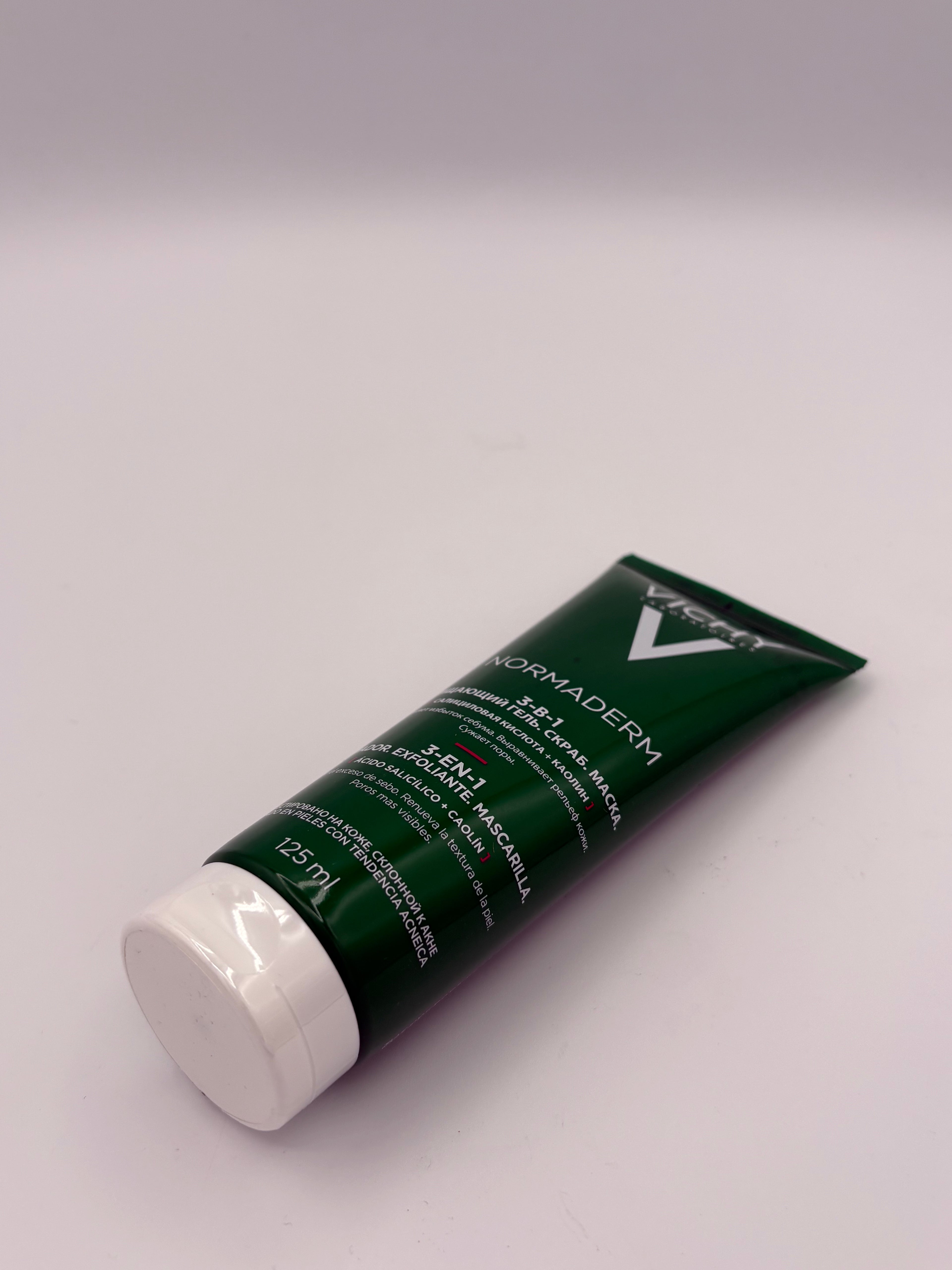 MASCHERA ESFOLIANTE DETERGENTE