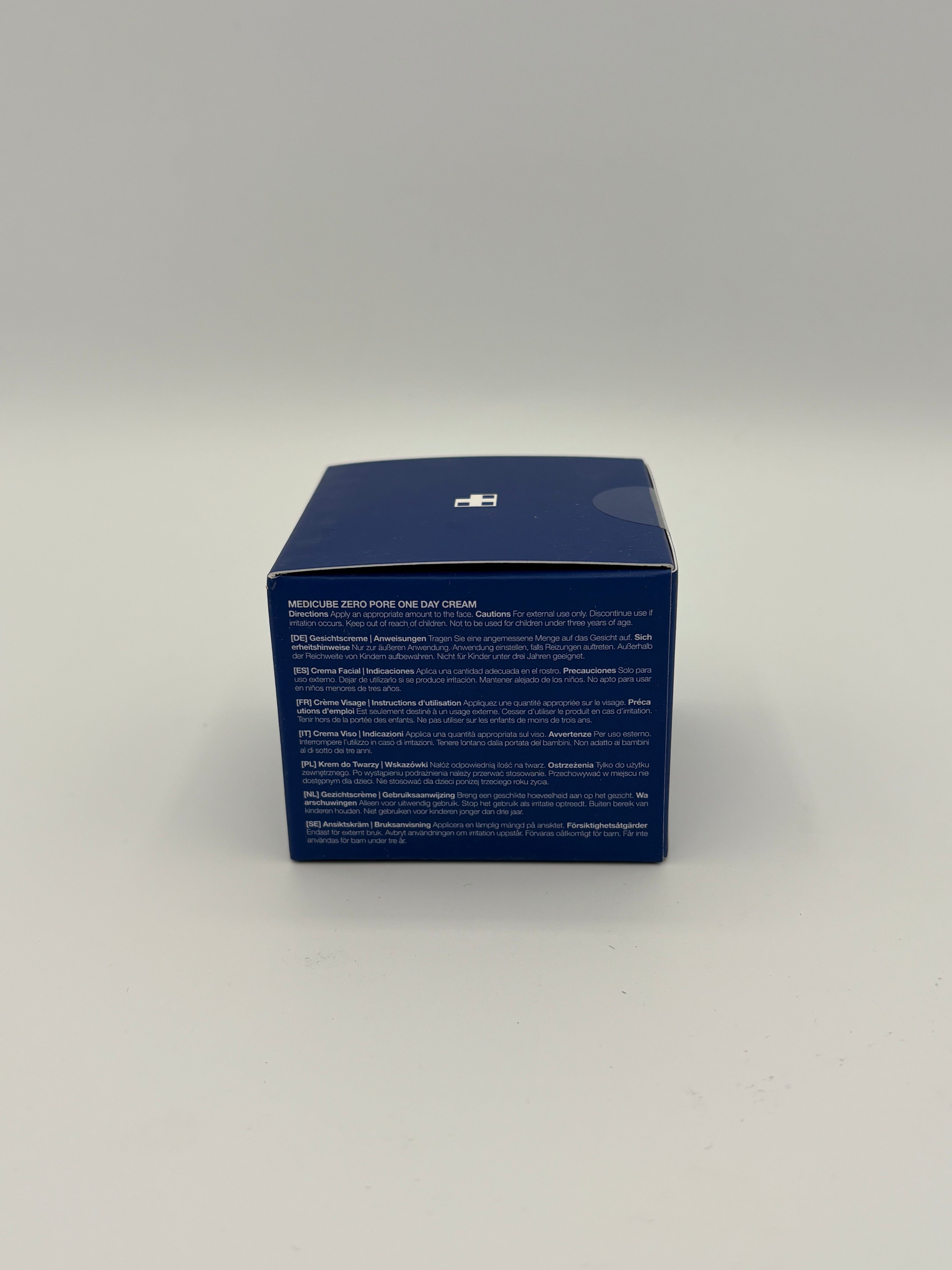 BLOCK36: CREMA	MEDICUBE	ZERO PORE ONE DAY CREAM