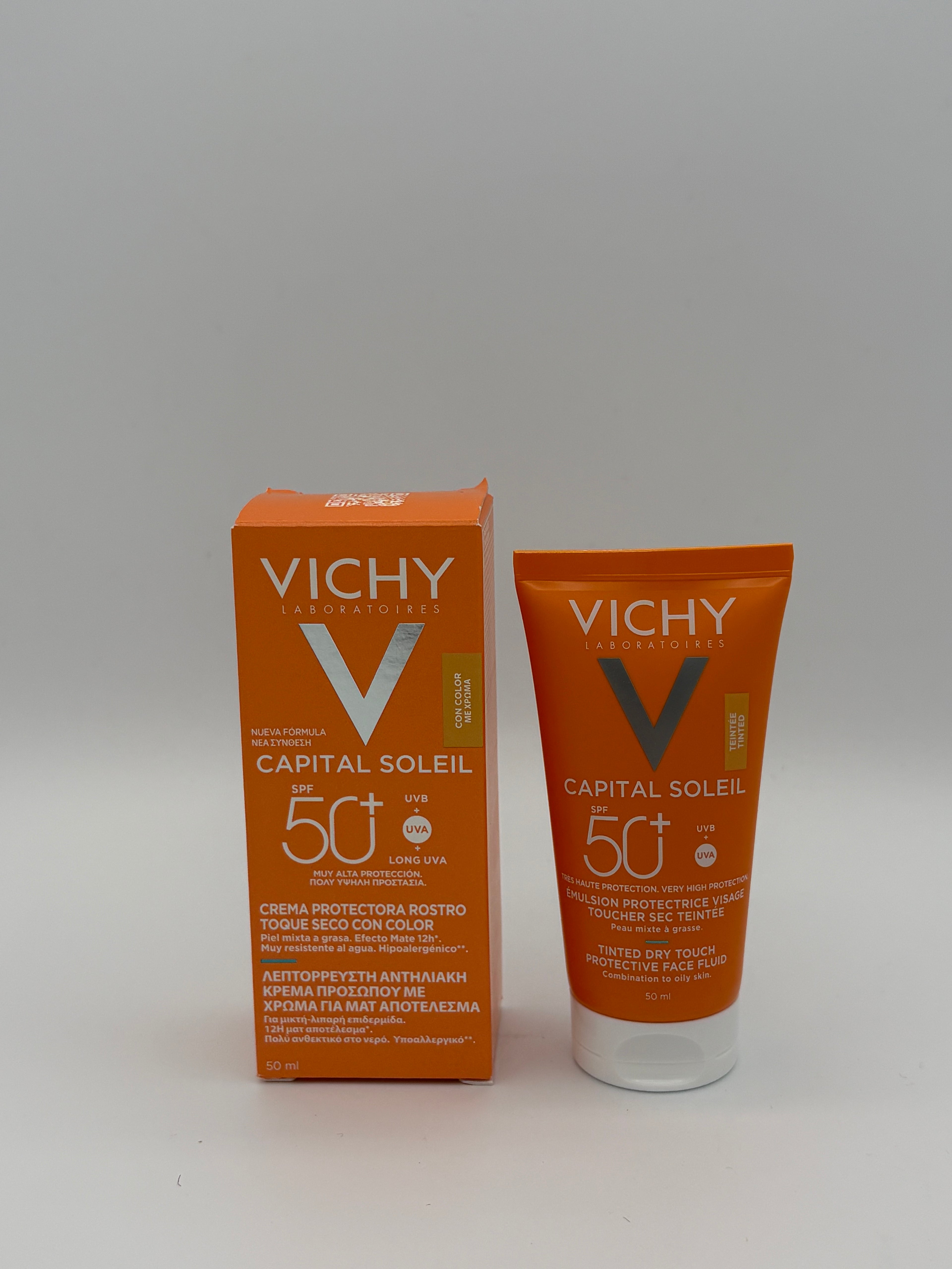 EMULSIONE PROTETTIVA VISO COLORATA EFFETTO ASCIUTTO