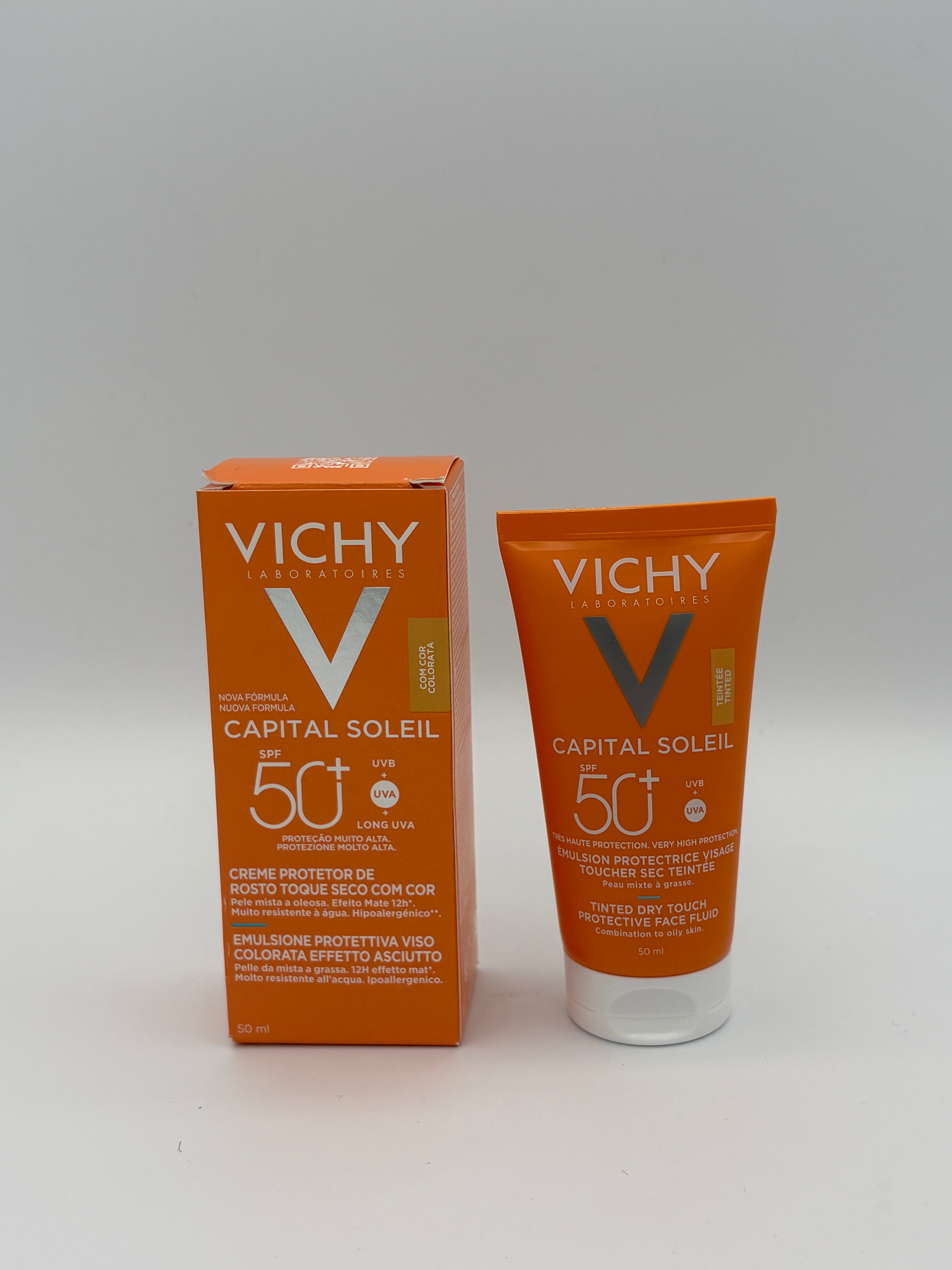 EMULSIONE PROTETTIVA VISO COLORATA EFFETTO ASCIUTTO