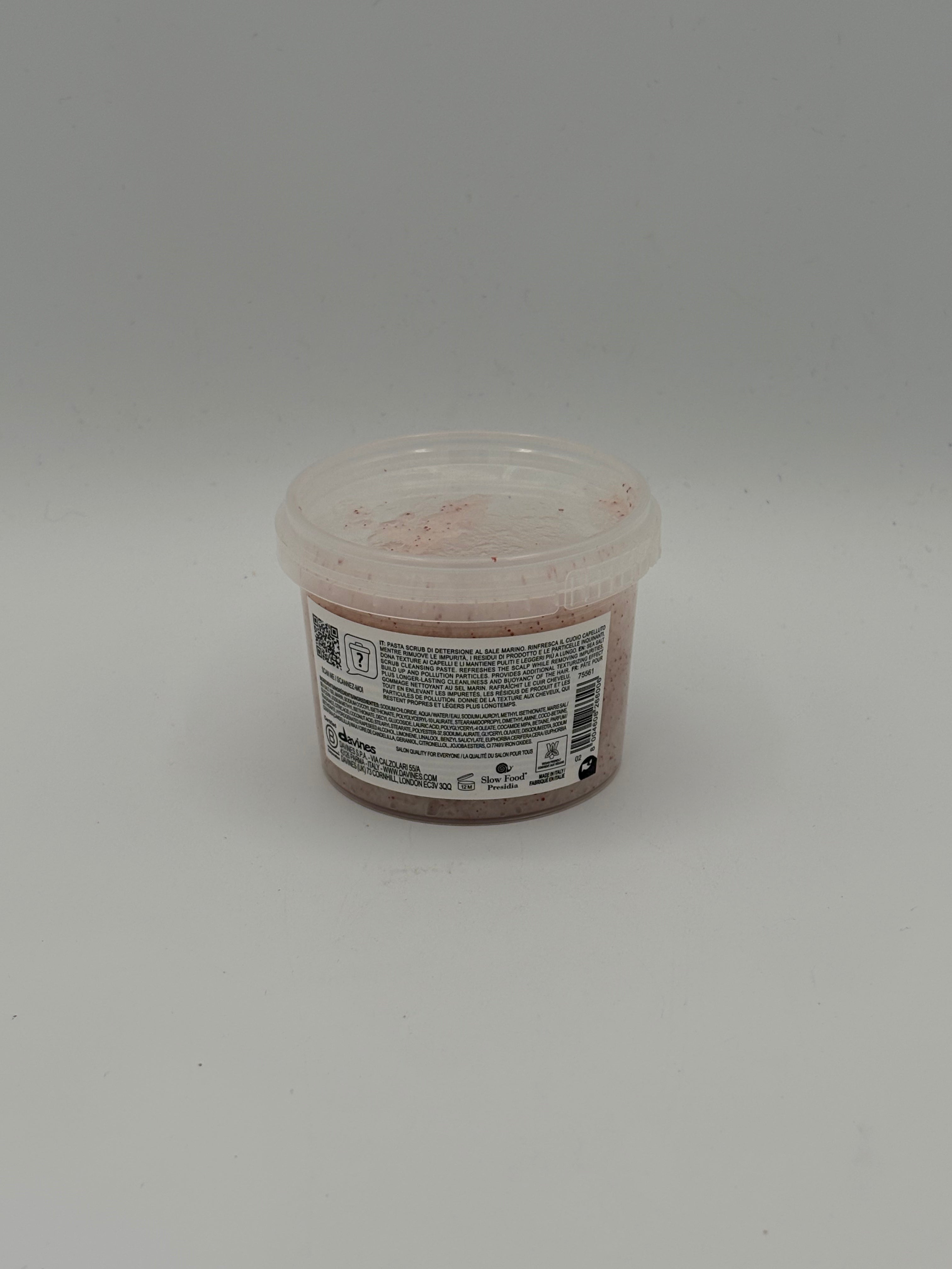 BLOCK36: SCRUB	DAVINES	SOLU/SEA SALT SCRUB CLEANSER