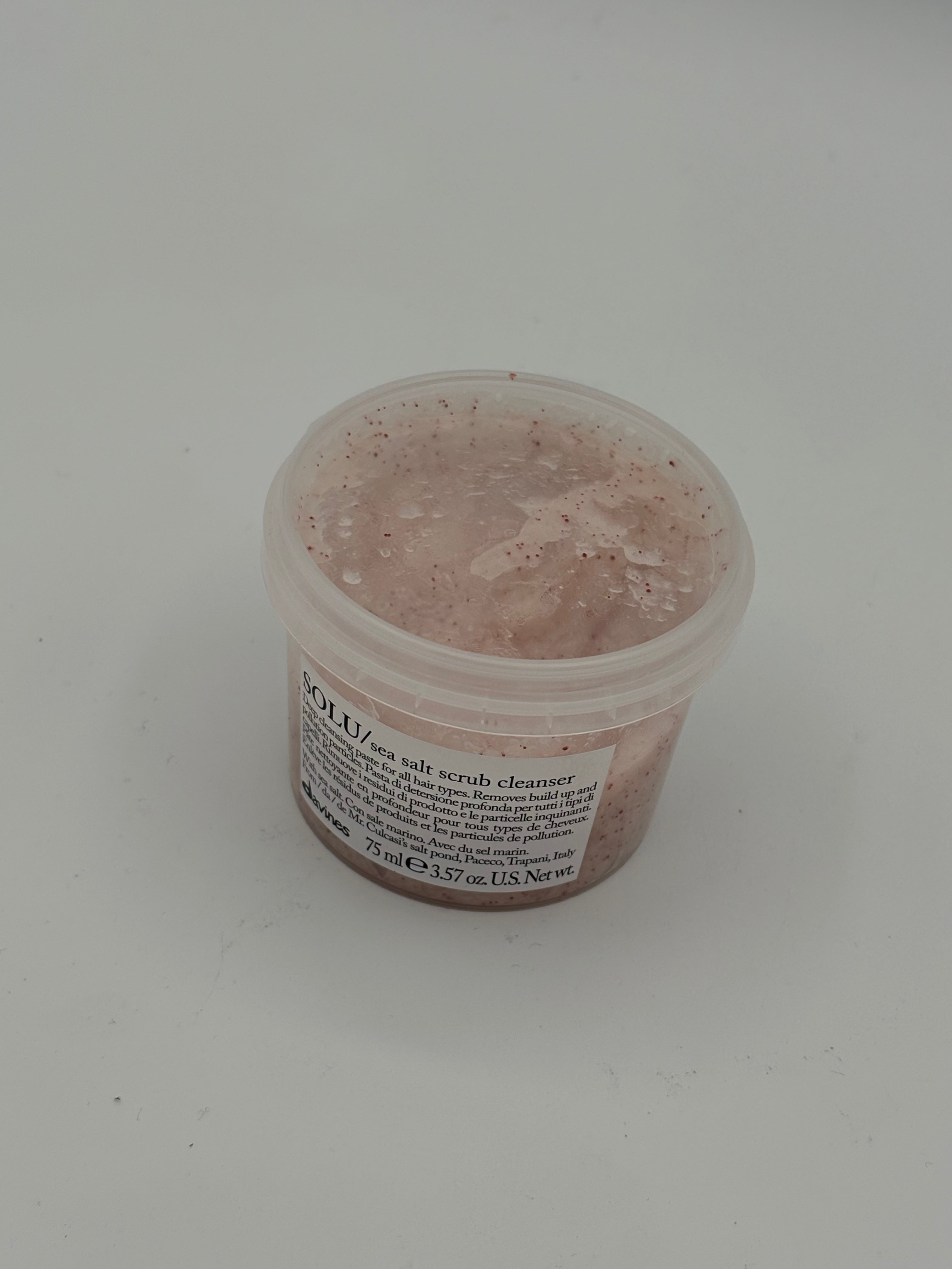 BLOCK36: SCRUB	DAVINES	SOLU/SEA SALT SCRUB CLEANSER