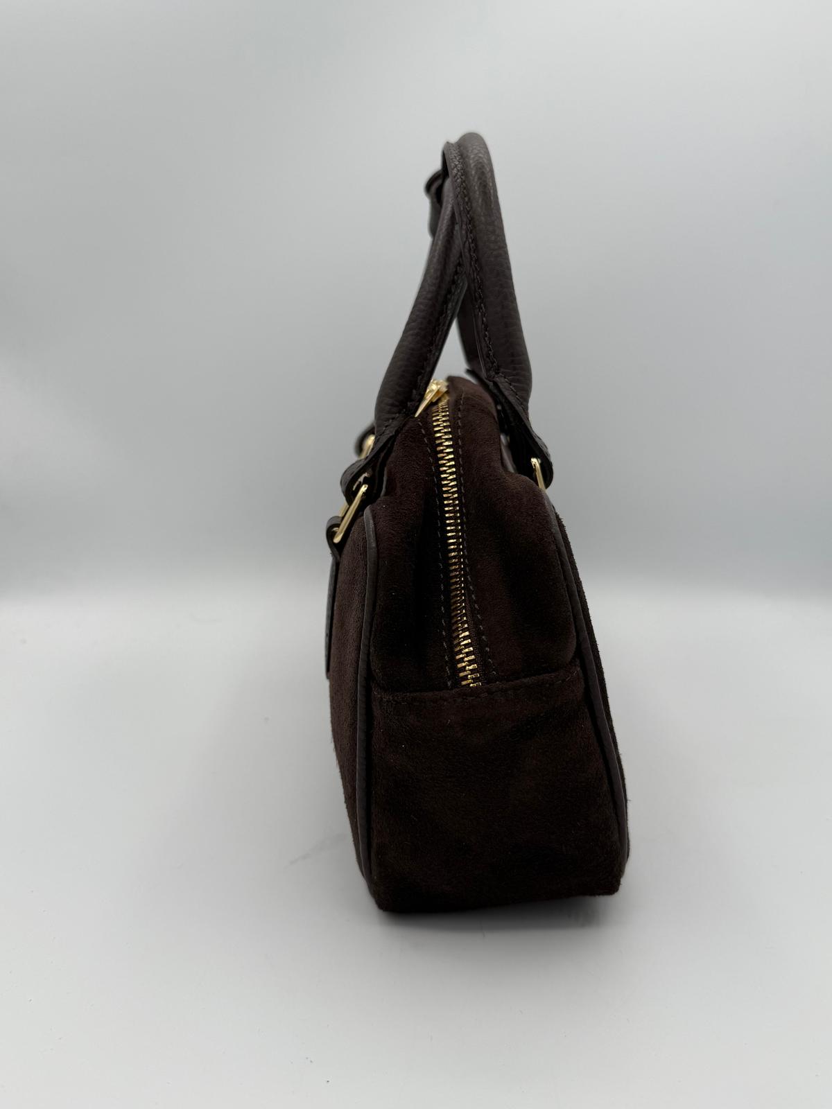 BLOCK36: BAULETTO IN CAMOSCIO MARRONE CON MANICO E TRACOLLA